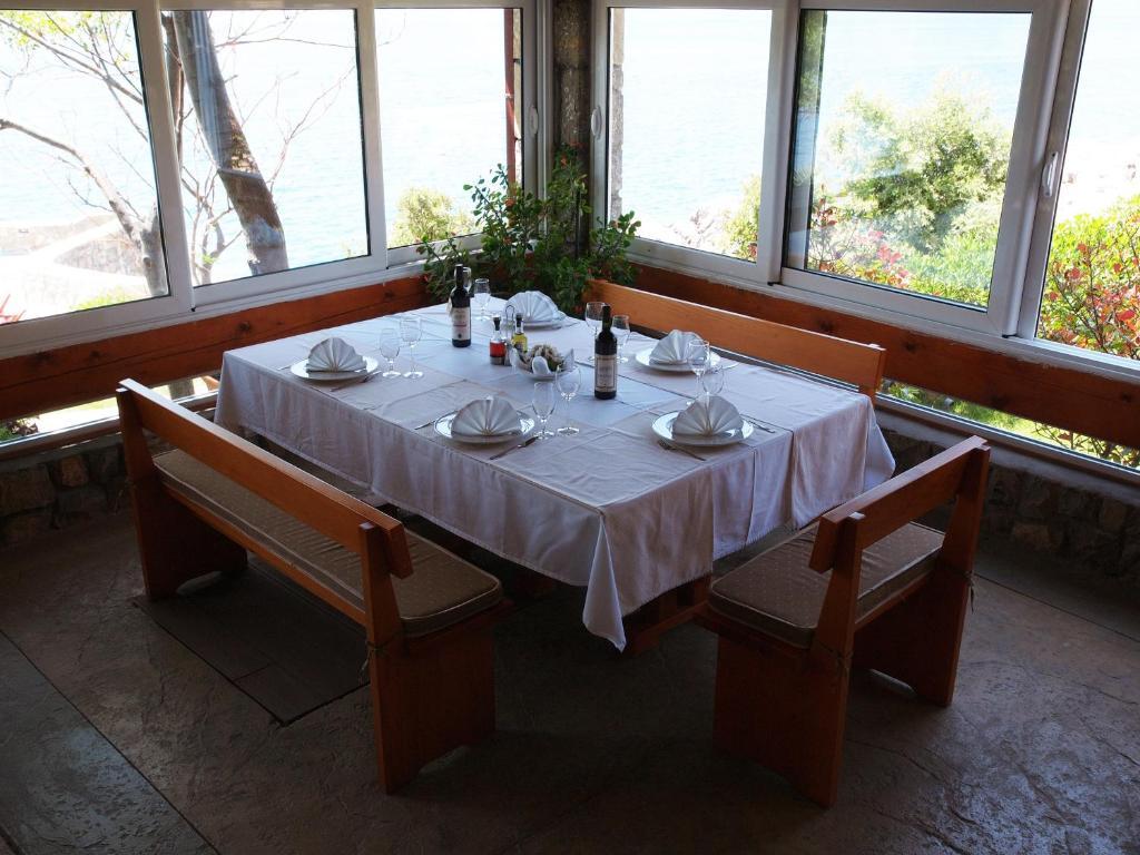 Hotel R Utjeha-Bušat Extérieur photo