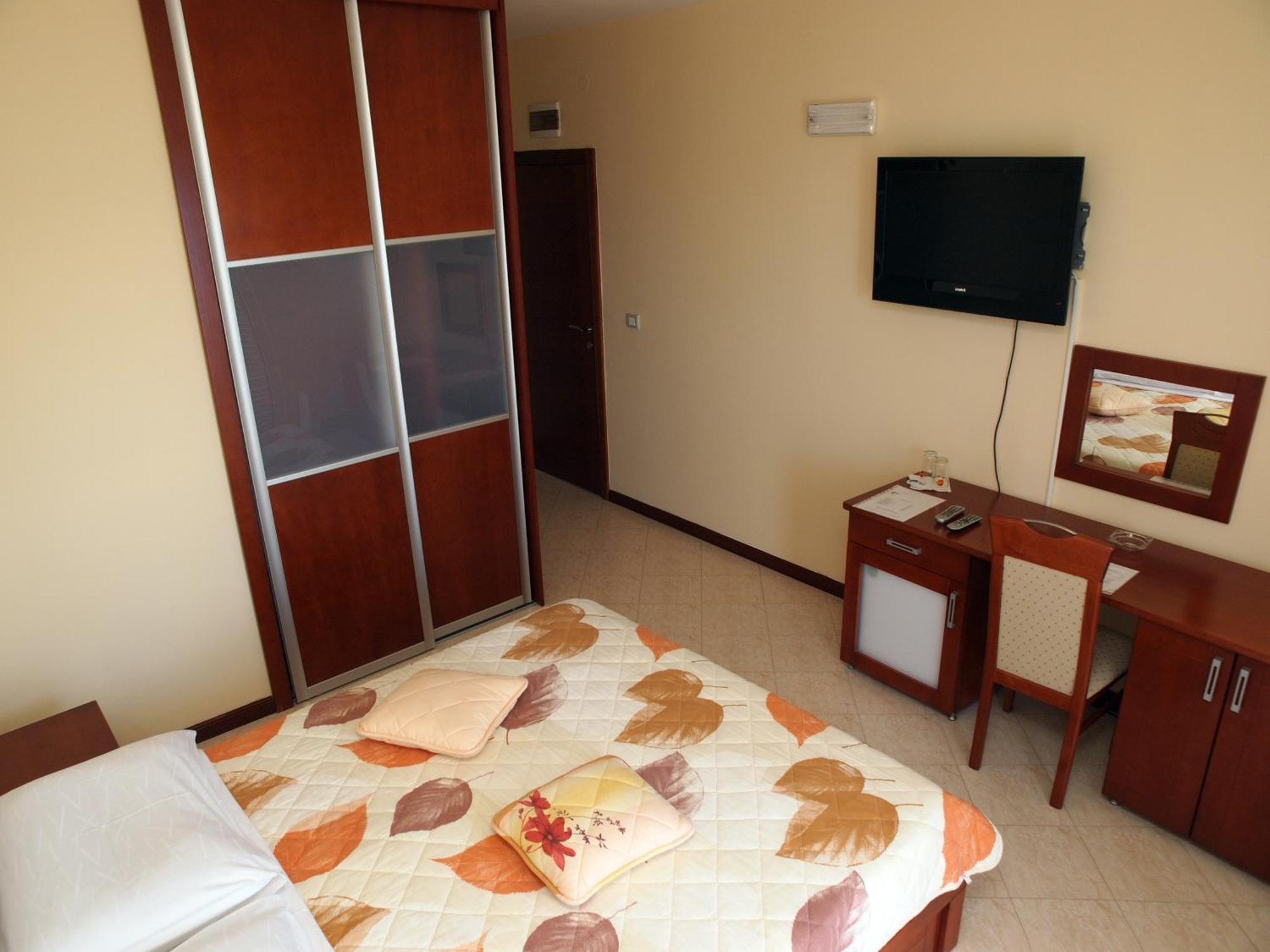 Hotel R Utjeha-Bušat Chambre photo