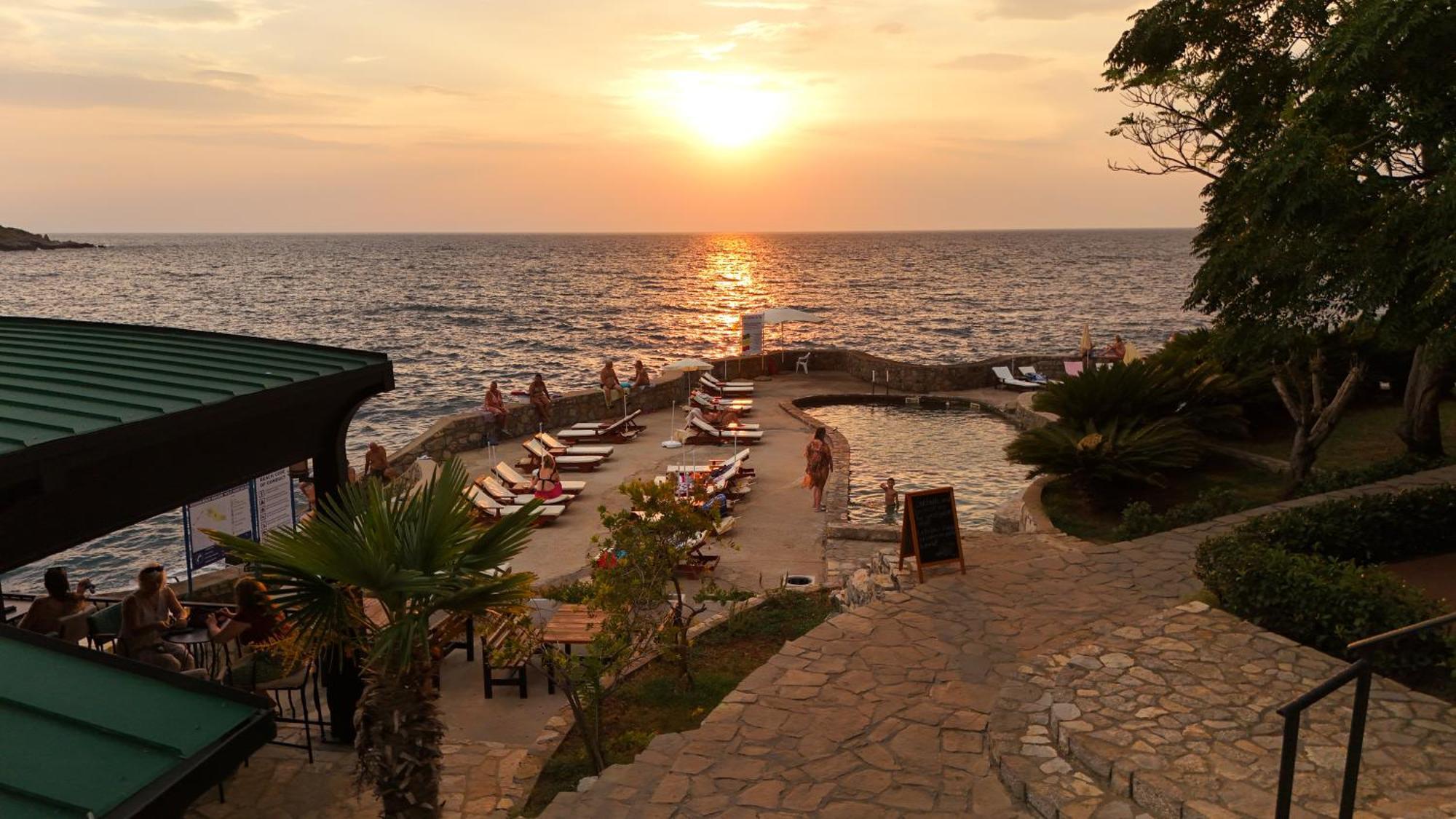 Hotel R Utjeha-Bušat Extérieur photo